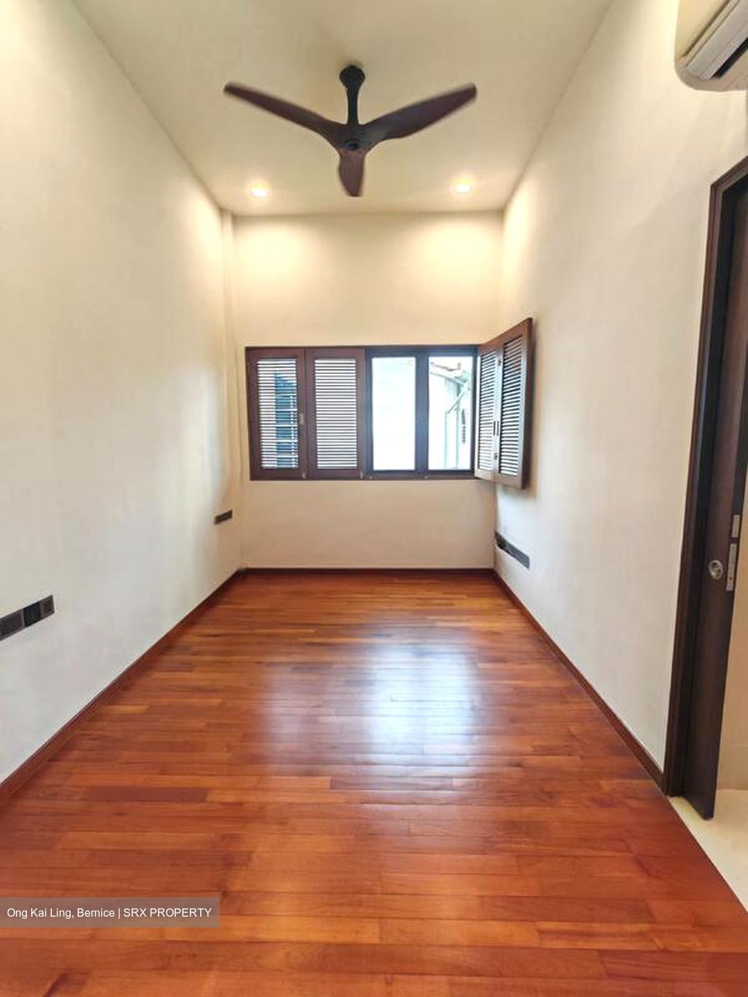 Hillcrest Park (D11), Terrace #515599201